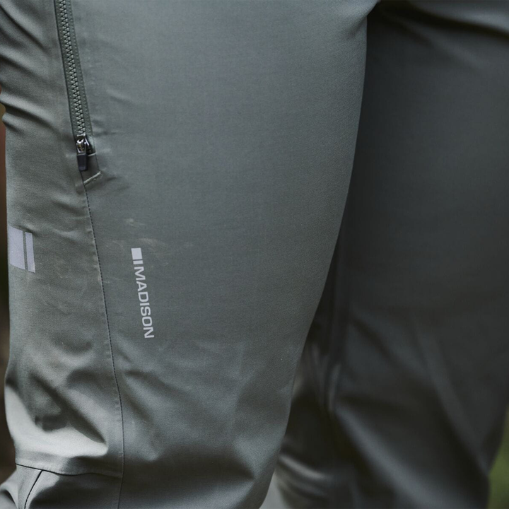 Madison DTE 3-Layer Waterproof Mountain Bike Bib Trousers Knee