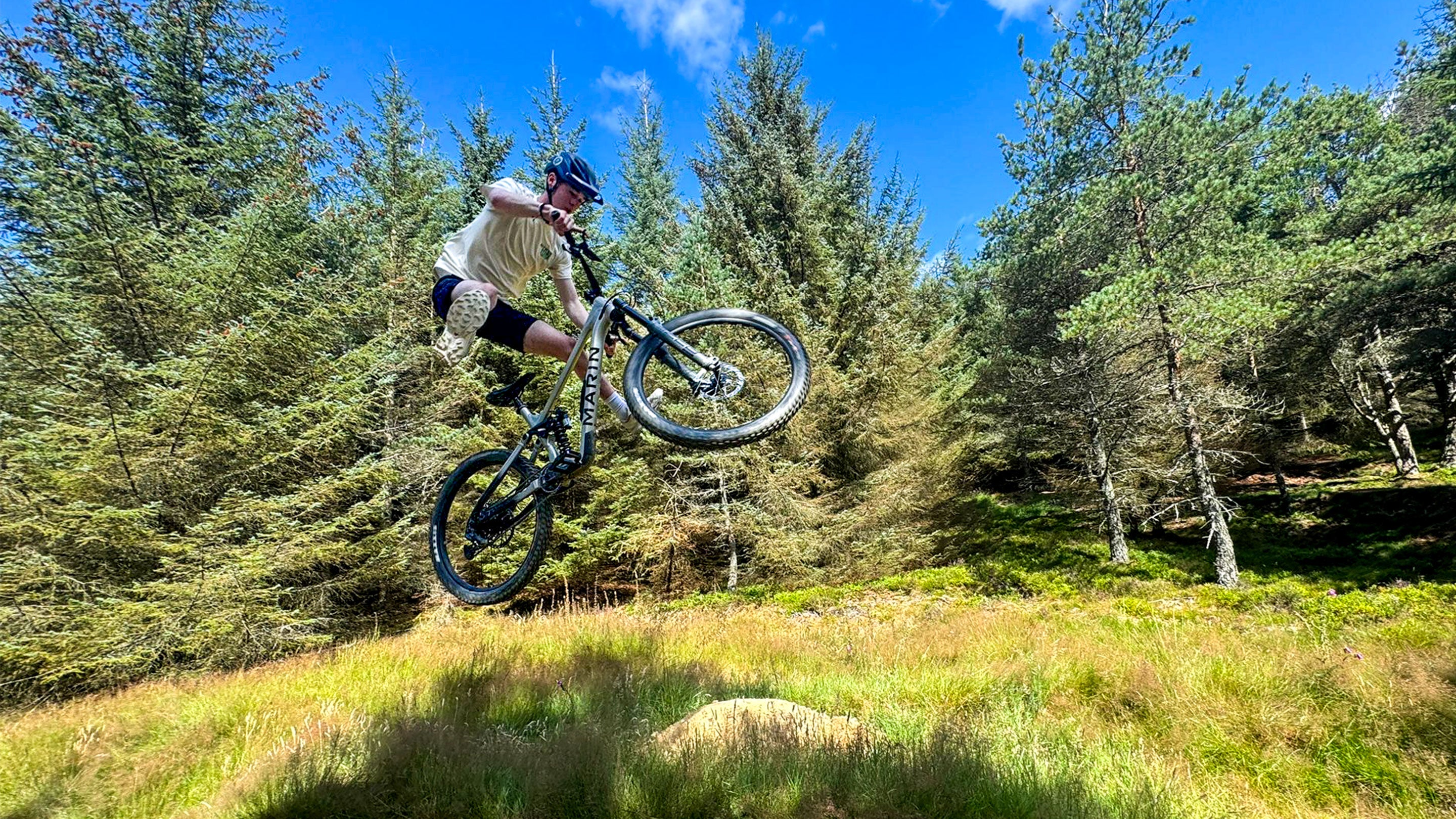 20Twenty Team Rider Dan No Footed Jump on a Marin Rift Zone EL eMTB at Tarland Trails Aberdeenshire