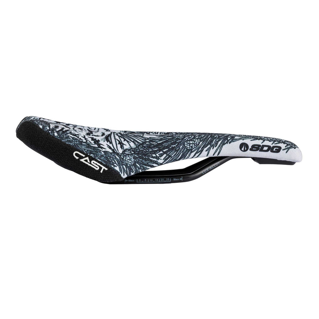 Cast Scottish Wildcat Saddle Bel Air V3 Lux Alloy Saddle Side
