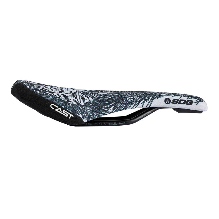 Cast Scottish Wildcat Saddle Bel Air V3 Lux Alloy Saddle Side
