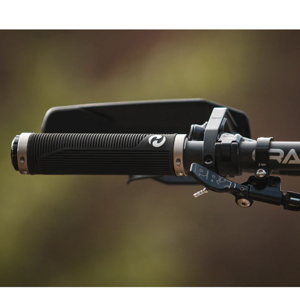 Sendhit Nock Handguard v2 Back